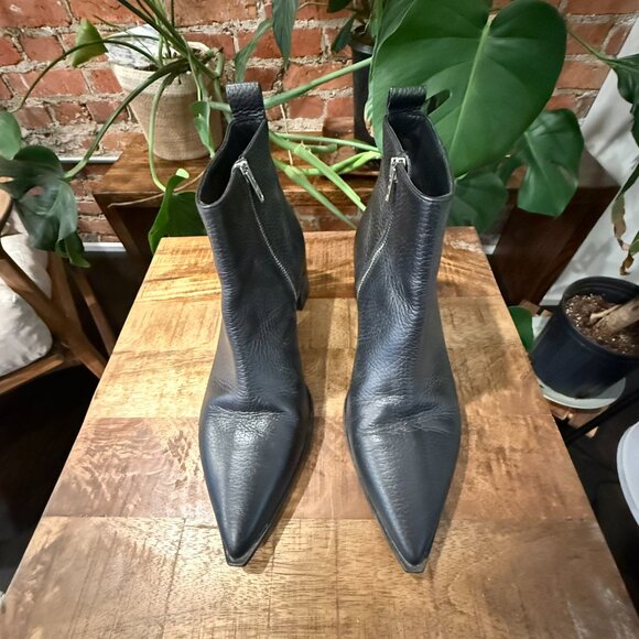 Everlane "The Boss Boot" - Picture 2 of 6